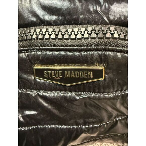 Steve Madden Black Metallic Puffer Weekender Duffel Bag Unisex Travel - Picture 2 of 12